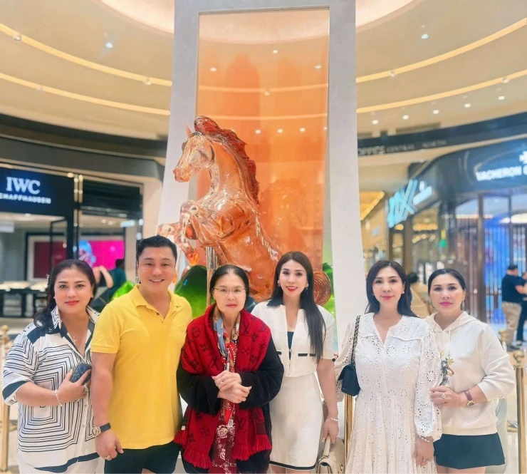 Ông hoàng phòng vé” Lý Hùng đóng một phim nhận cát-xê vài cây vàng hé lộ lý do không lấy vợ