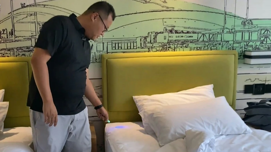 Phát hiện hàng loạt khách sạn nổi tiếng không được thay ga giường, vỏ chăn gối, khăn tắm và cốc nước sau mỗi lượt khách