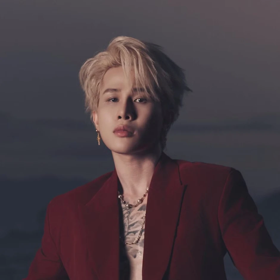 Phương Mỹ Chi bị lật đổ Phương Mỹ Chi bị lật đổ