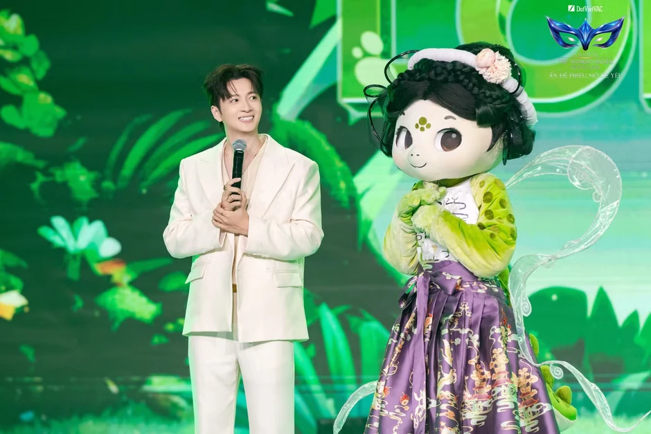 Phương Mỹ Chi hơn thua với Trấn Thành