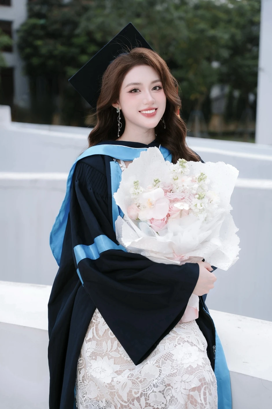 Phương Oanh - Tân Miss World Vietnam là ai?
