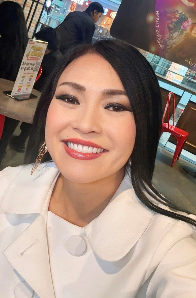 Phương Thanh tái sinh bản hit đình đám của Tùng Dương Phương Thanh tái sinh bản hit đình đám của Tùng Dương