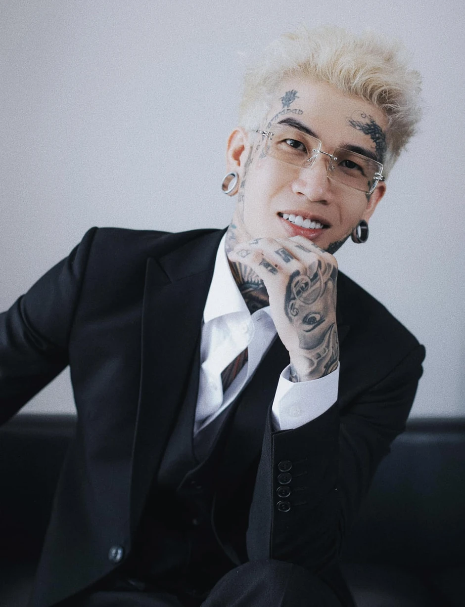 Quán quân Rap Việt chấm album của Quán quân Anh Trai Say Hi 1 sao