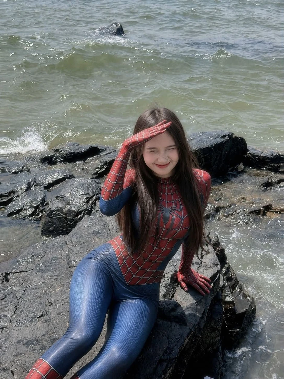 Quên đi những màn biến hình này, hình ảnh hiện tại của các hot streamer cực rạng rỡ!
