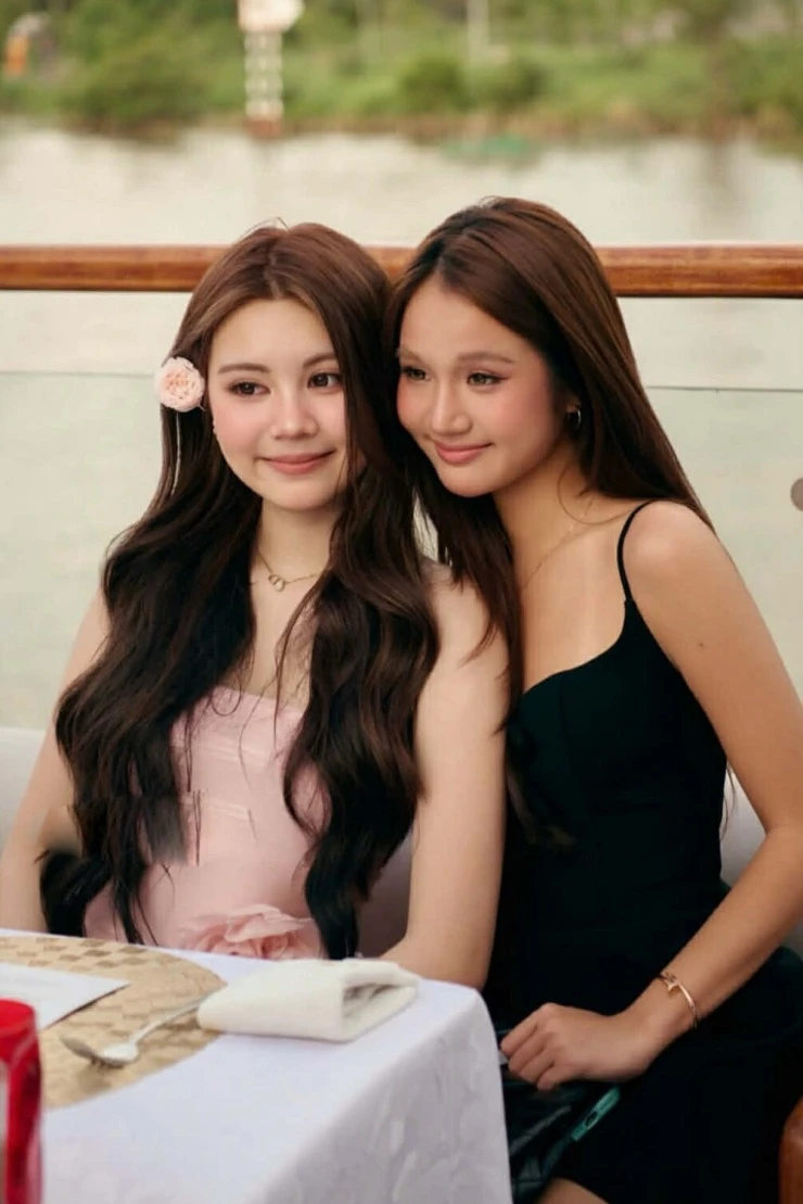 Quyền Linh làm tiệc trên du thuyền mừng sinh nhật con gái