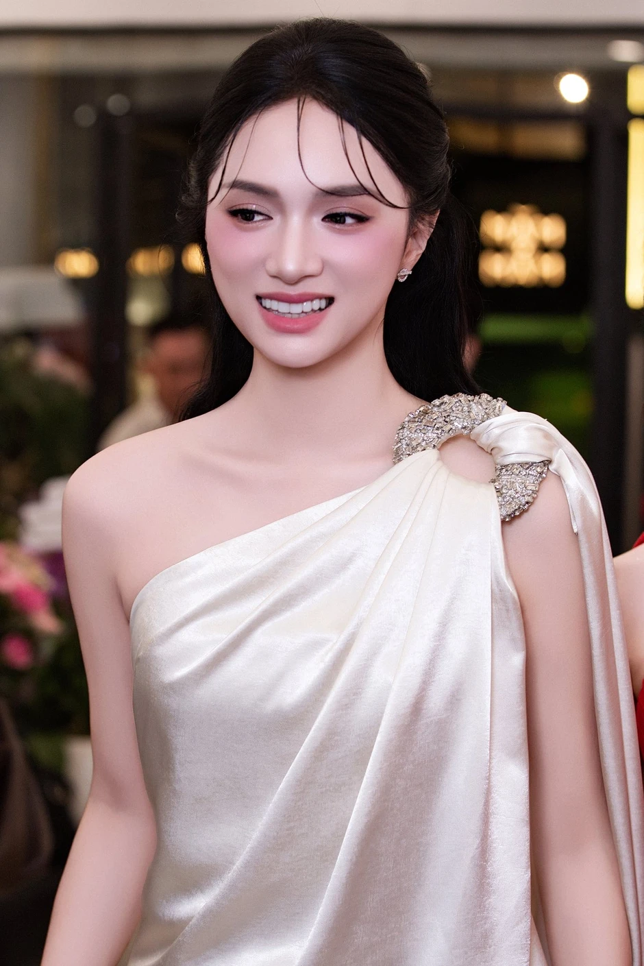 Quyết định của Hương Giang giữa tranh cãi tái xuất Miss Grand