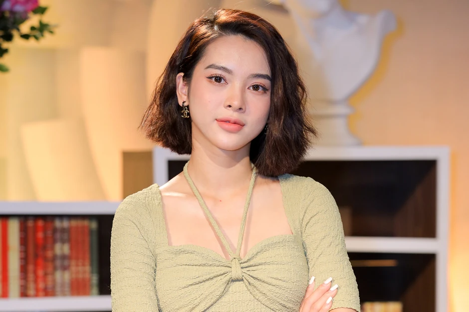 Quỳnh Lương làm mẹ từ năm 18 tuổi, nhan sắc xinh đẹp nhưng cuộc đời lắm truân chuyên
