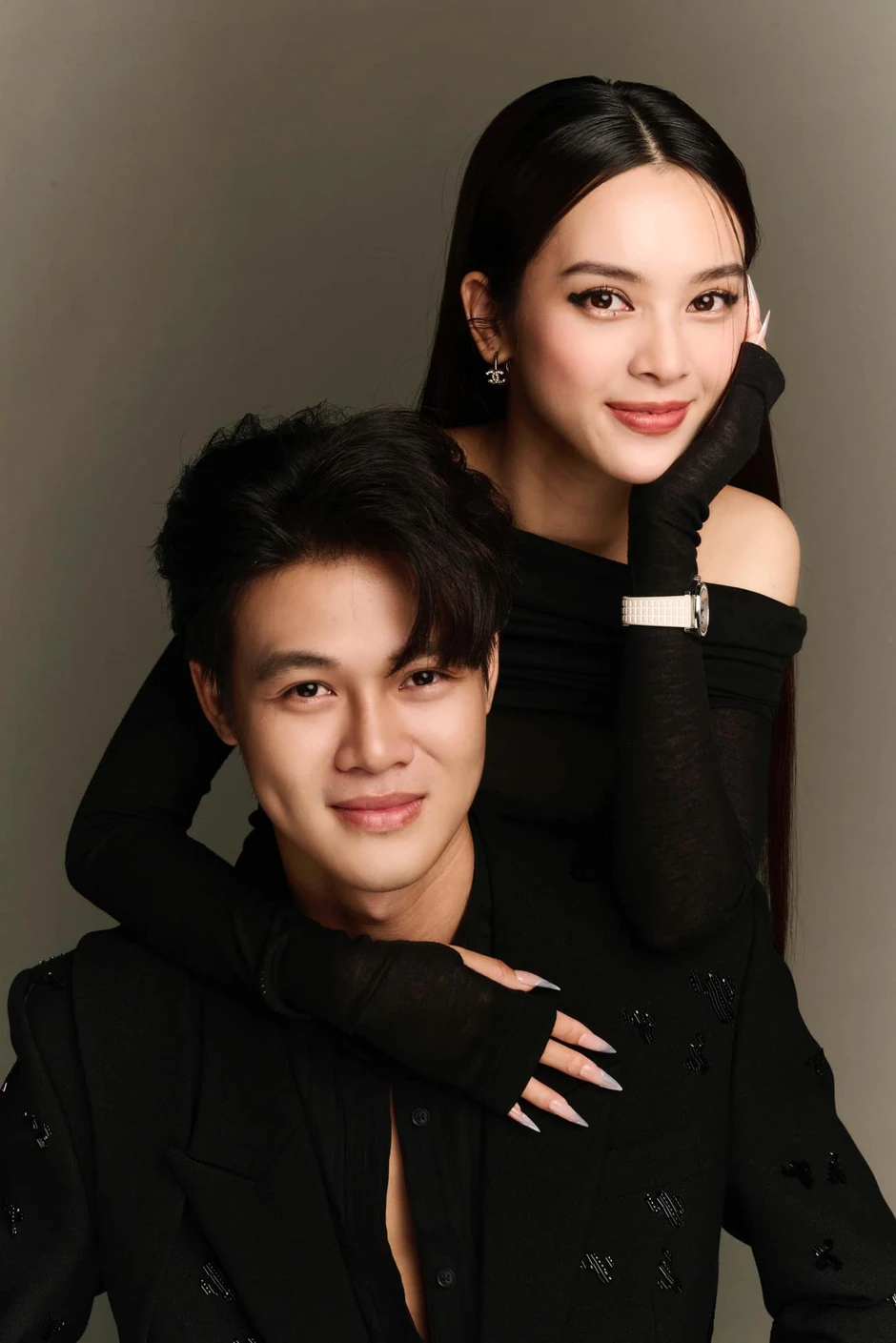 Quỳnh Lương làm mẹ từ năm 18 tuổi, nhan sắc xinh đẹp nhưng cuộc đời lắm truân chuyên