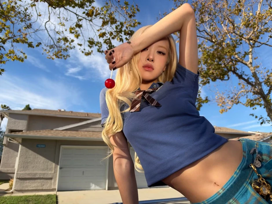 Rosé (BlackPink) bị chê Rosé (BlackPink) bị chê