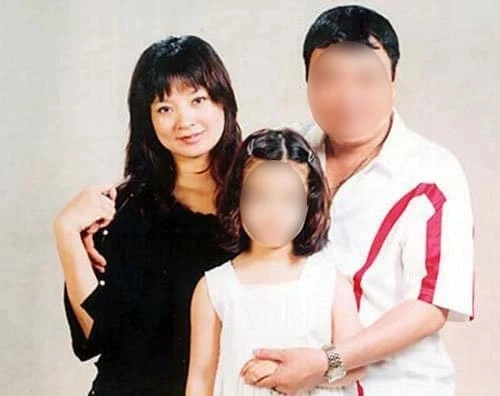 Sau hơn 20 năm ly thân, diễn viên Lệ Hằng chính thức ra tòa với chồng ở tuổi 52