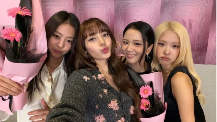 Sau kỷ niệm 10 năm BLACKPINK: 3 dấu ấn cá nhân và sự mong đợi dành cho Rose Sau kỷ niệm 10 năm BLACKPINK: 3 dấu ấn cá nhân và sự mong đợi dành cho Rose