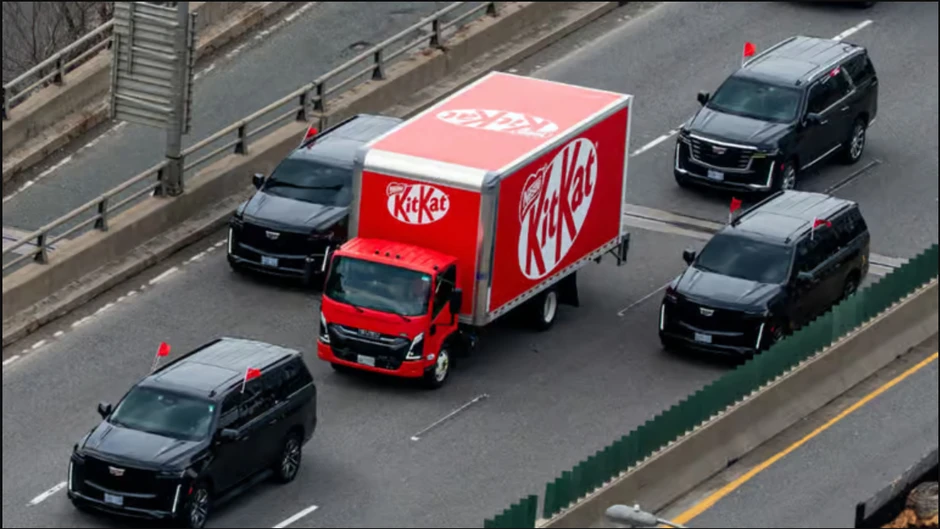 Sau vụ 12 tấn kẹo bị cướp, KitKat có màn hộ tống "cấp quốc gia" với hàng loạt SUV đen, vệ sĩ gây chú ý