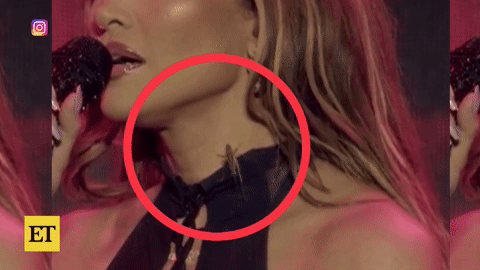 Show diễn kinh hoàng và pha xử lý thượng thừa của Jennifer Lopez