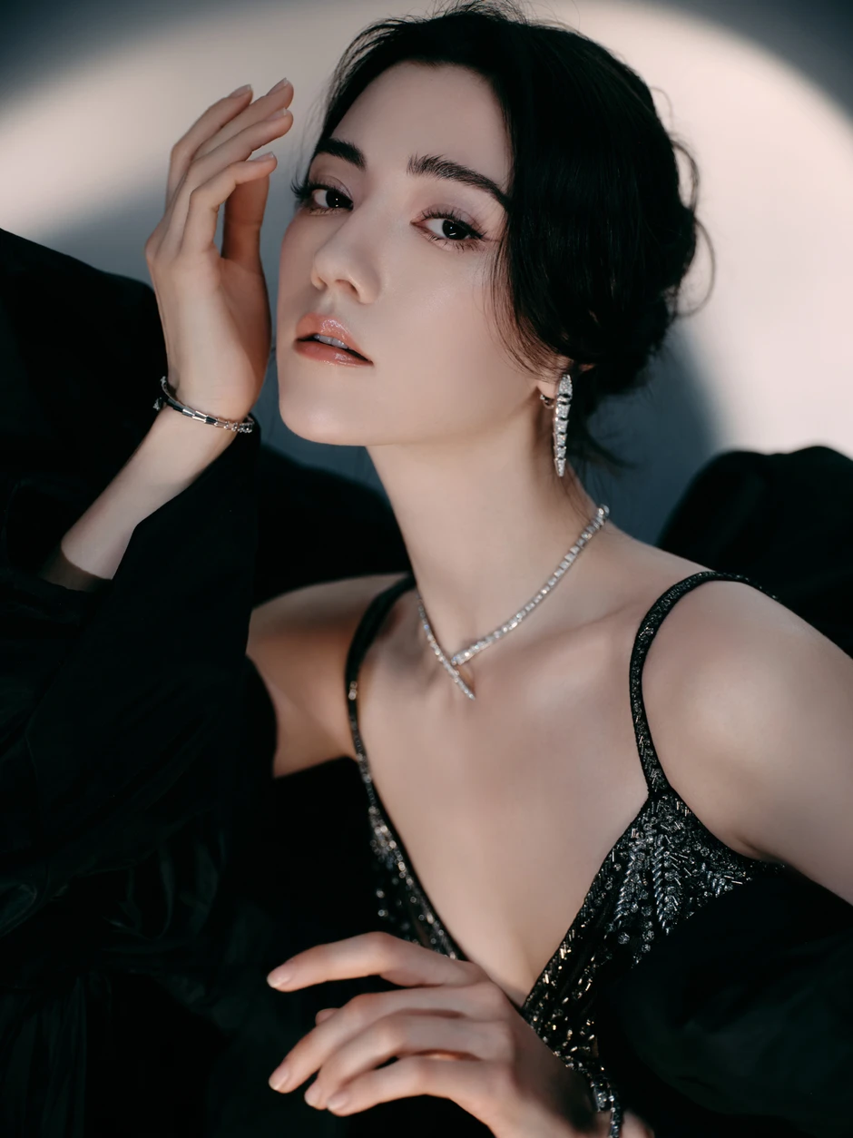 Showbiz có tin vui: Ngọc nữ sinh năm 1997 cưới vào tháng 11, chú rể là thiếu gia tập đoàn hơn 14 tuổi! Showbiz có tin vui: Ngọc nữ sinh năm 1997 cưới vào tháng 11, chú rể là thiếu gia tập đoàn hơn 14 tuổi!