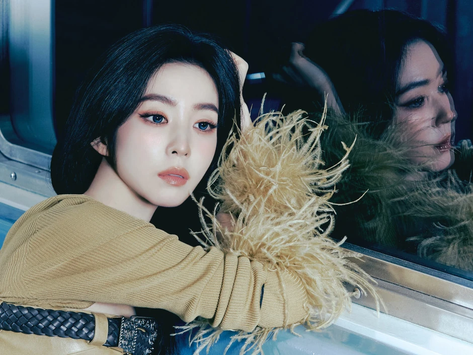 Showbiz kiếm đỏ mắt cũng không ra ngũ quan hoàn hảo như mỹ nhân này