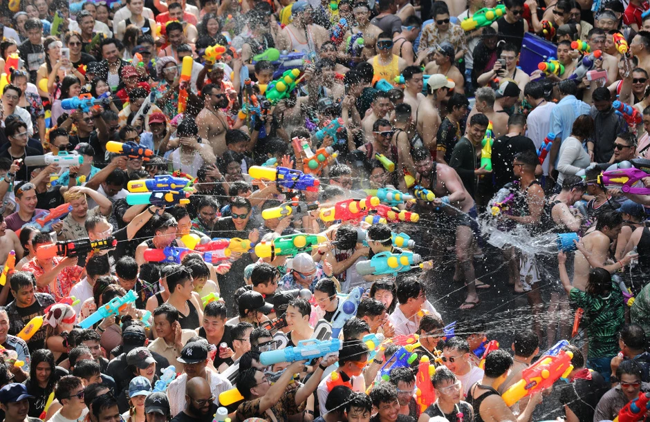 Số người chết trong dịp Tết té nước Songkran ở Thái Lan tiếp tục tăng mạnh