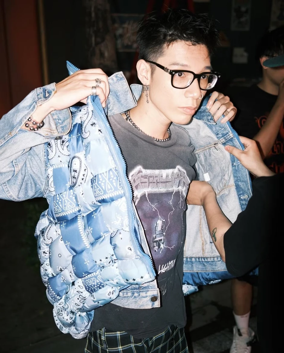 Số phận 19 ca khúc thô tục