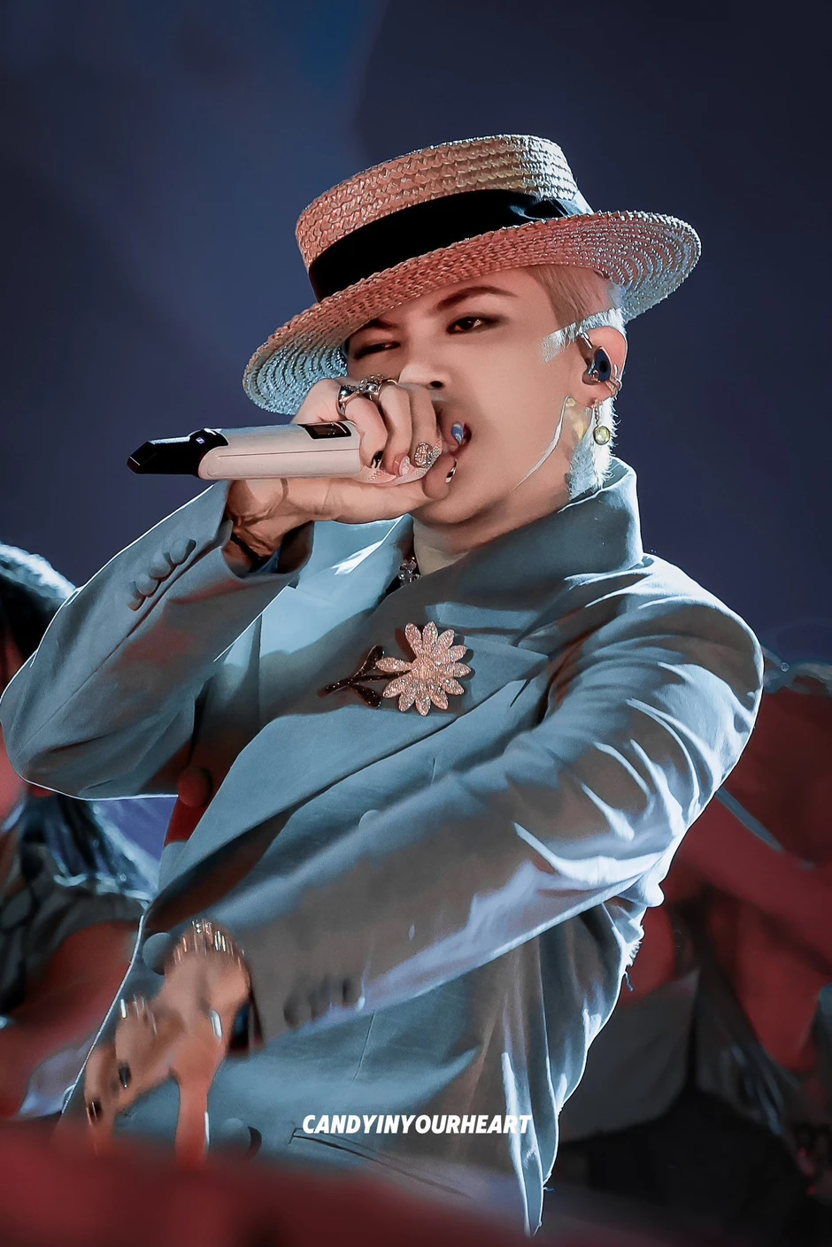 G-Dragon giàu có: Tài sản vượt mức 7.000 tỷ won G-Dragon giàu có: Tài sản vượt mức 7.000 tỷ won