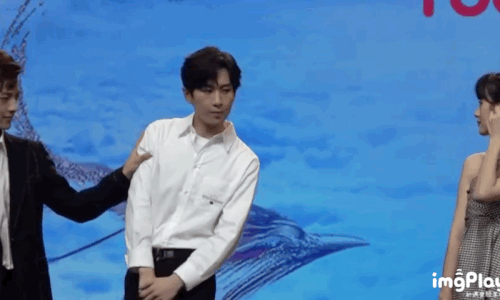 Sự hết thời của mỹ nam "xé couple" sốc nhất lịch sử showbiz: "Bay màu" 13 hợp đồng trong 4 tháng, chạm đáy danh tiếng vì sống ích kỷ