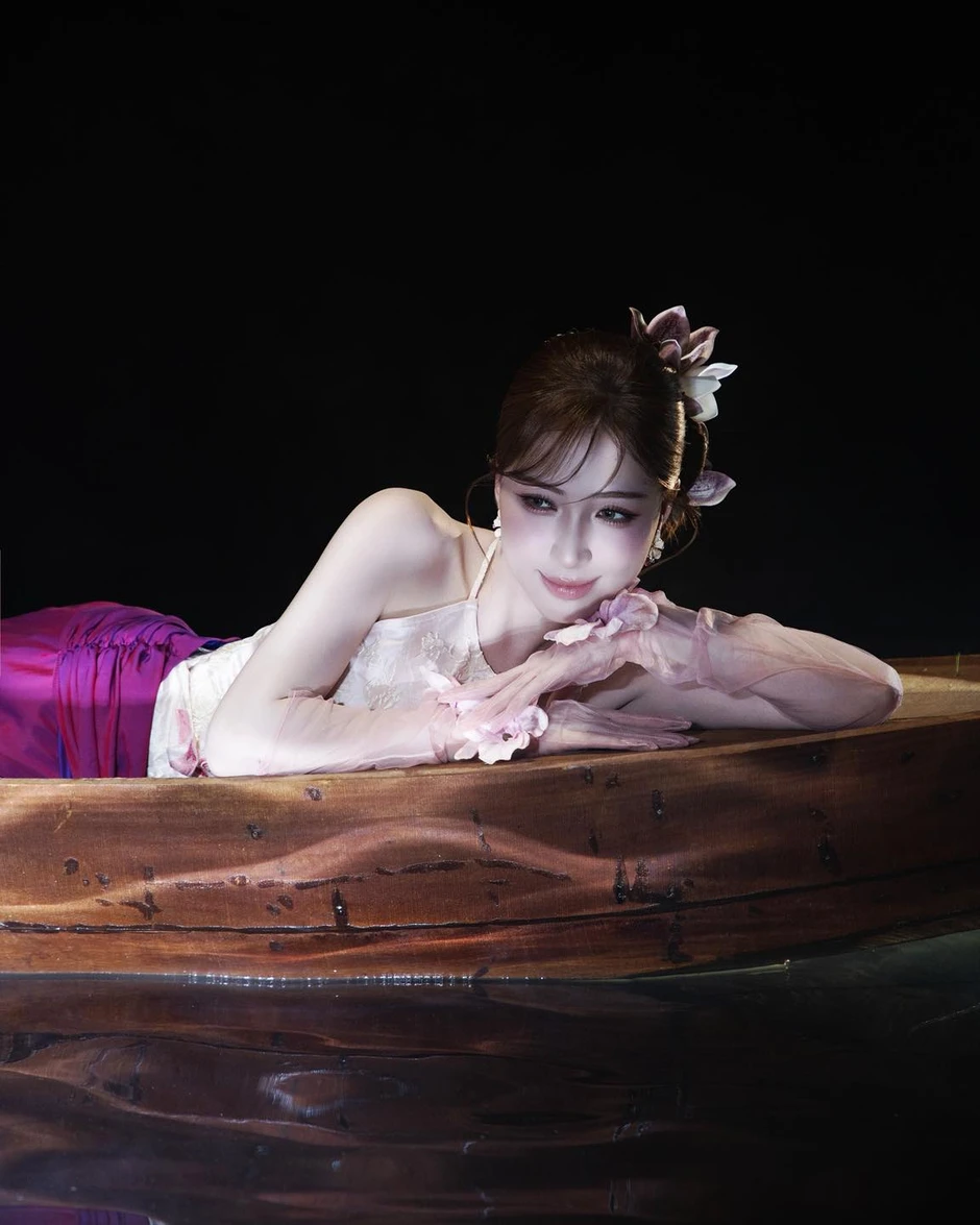 Tại sao Hòa Minzy hứng chỉ trích nhiều hơn Cẩm Ly? Tại sao Hòa Minzy hứng chỉ trích nhiều hơn Cẩm Ly?