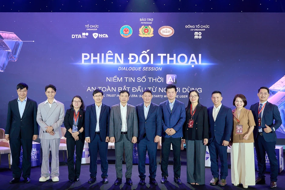 Tăng Duy Tân kinh ngạc trước khả năng đánh lừa của AI, chỉ ra cách phân biệt ảnh thật - giả Tăng Duy Tân kinh ngạc trước khả năng đánh lừa của AI, chỉ ra cách phân biệt ảnh thật - giả