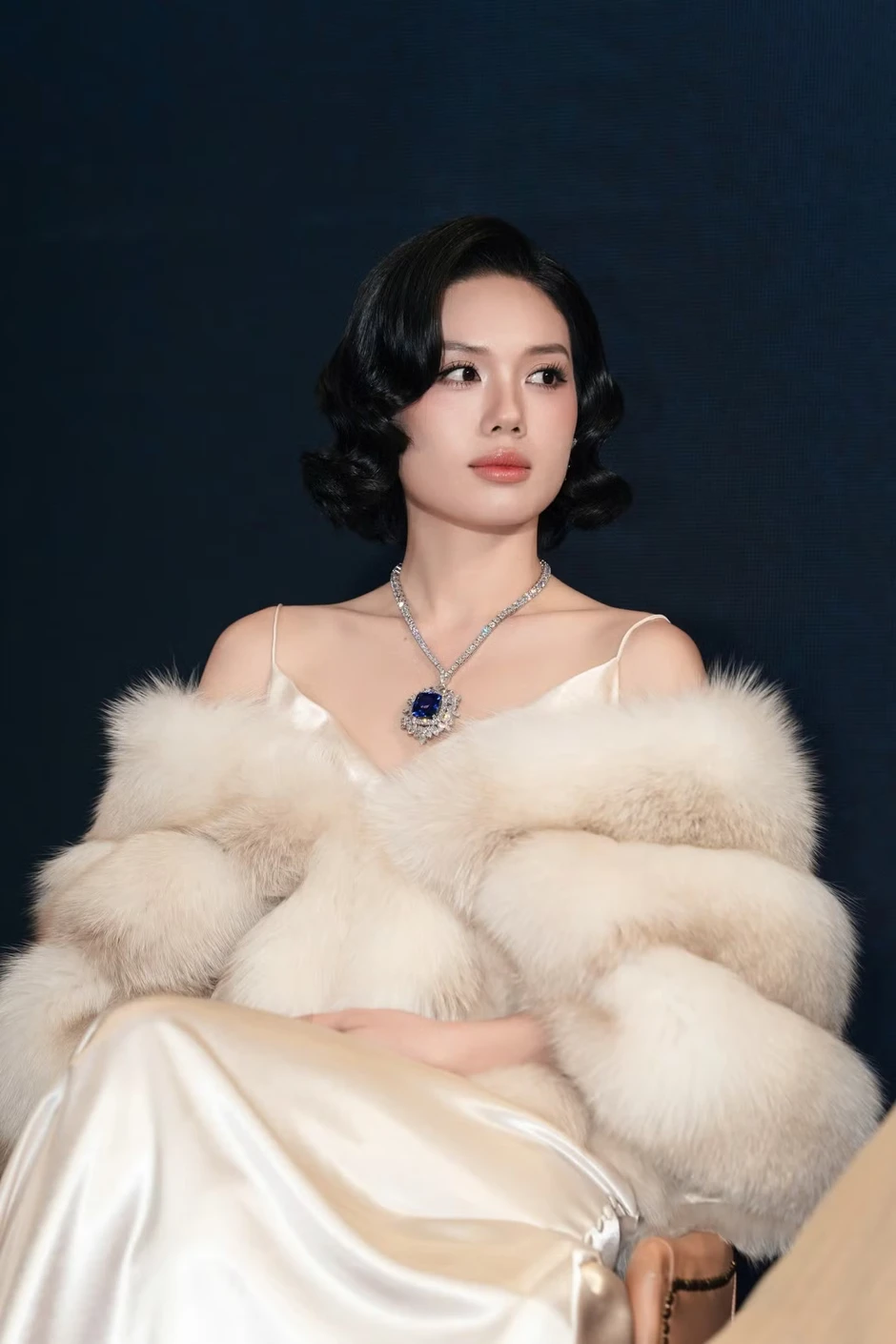 Tăng Thanh Hà đóng Nam Phương Hoàng hậu