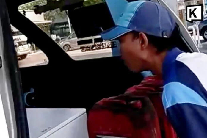Thái Lan: Bị từ chối bán dầu, người đàn ông quay lại với quan tài chứa thi thể