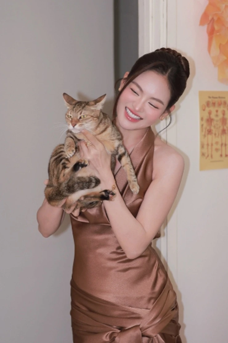 Thùy Anh tằn tiện từng đồng để chăm sóc 5 đứa con thơ Thùy Anh tằn tiện từng đồng để chăm sóc 5 đứa con thơ