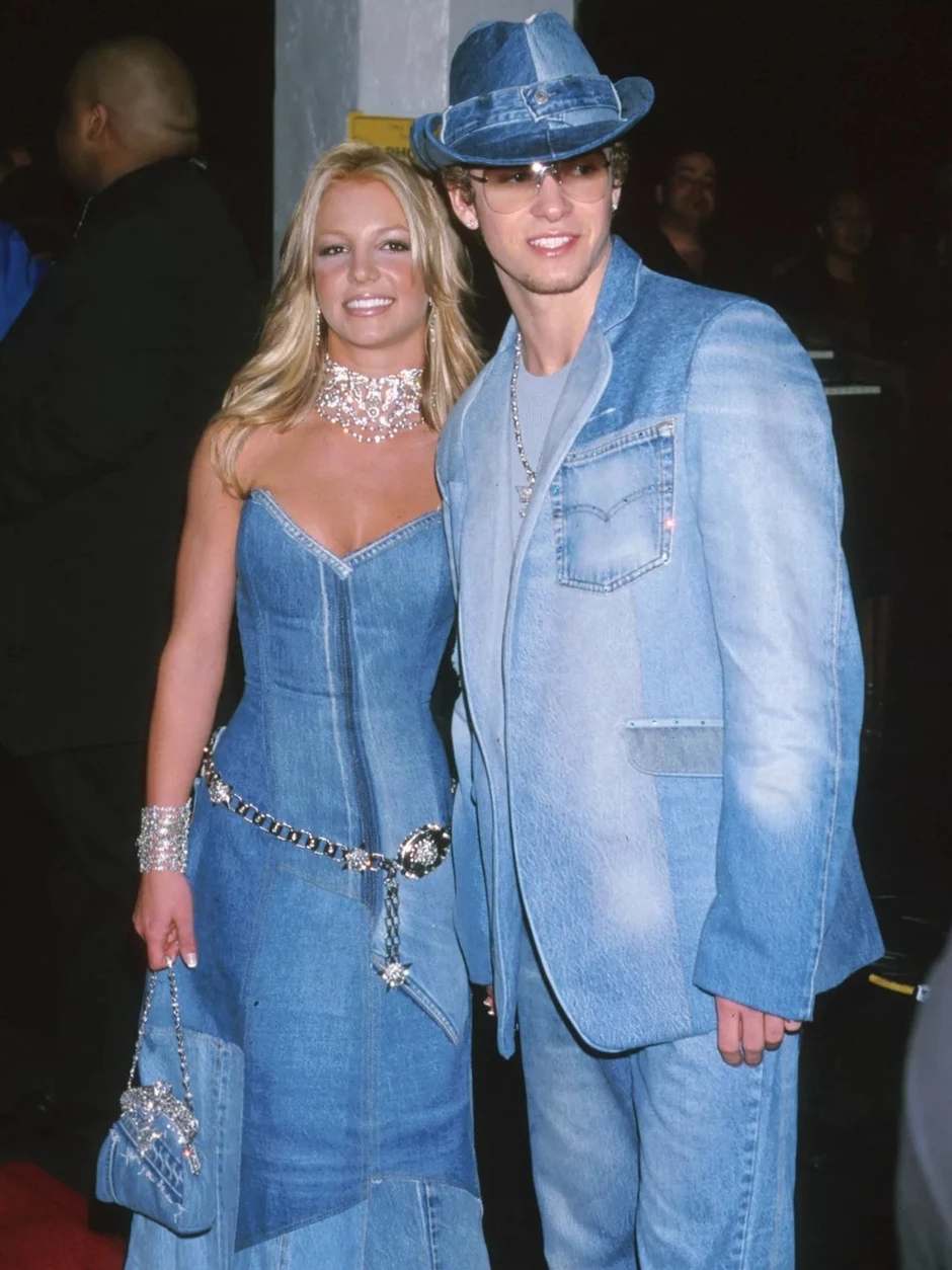 Tiếc cho Britney Spears: "Công chúa nhạc pop" khuấy đảo showbiz, lụi tàn đáng buồn vì quyền giám hộ và scandal chấn động Tiếc cho Britney Spears: "Công chúa nhạc pop" khuấy đảo showbiz, lụi tàn đáng buồn vì quyền giám hộ và scandal chấn động
