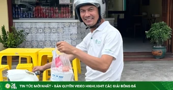 Tiết Cương mở quán lẩu ở quê, tự chạy xe giao hàng