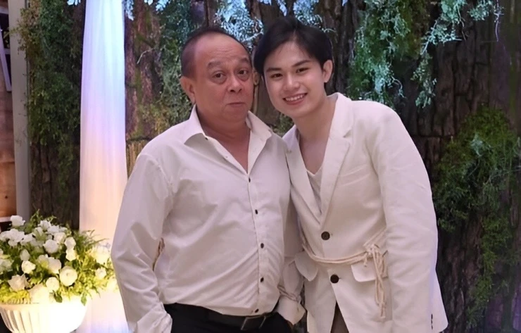 Tiểu Bảo Quốc có bốn căn nhà, hai miếng đất để dưỡng già Tiểu Bảo Quốc có bốn căn nhà, hai miếng đất để dưỡng già