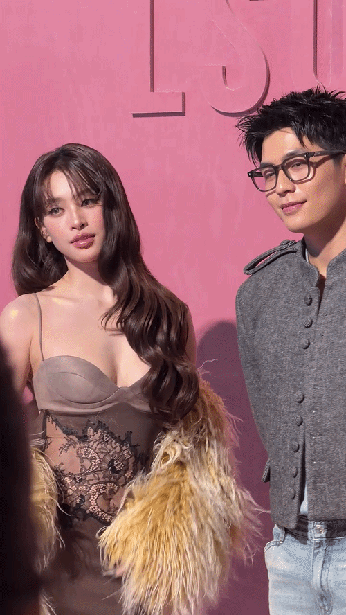 Tiểu Vy mặc váy hở vòng 1 sexy, visual đẹp phát sáng đứng kế Minh Hằng - Ngọc Trinh Tiểu Vy mặc váy hở vòng 1 sexy, visual đẹp phát sáng đứng kế Minh Hằng - Ngọc Trinh