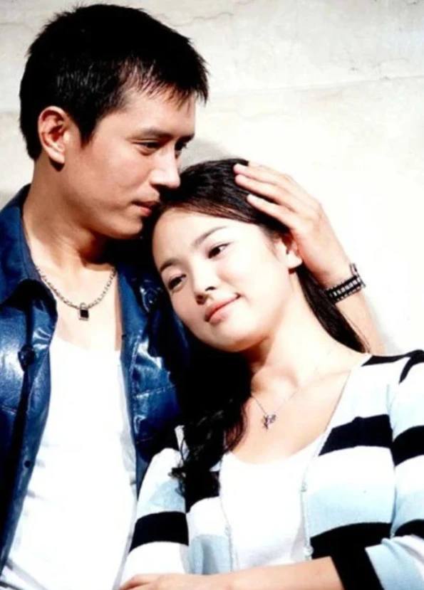 Tình cũ Song Hye Kyo bị rapper tai tiếng vạch trần đánh bạc trên livestream, Baekhyun (EXO) cũng bị réo tên?