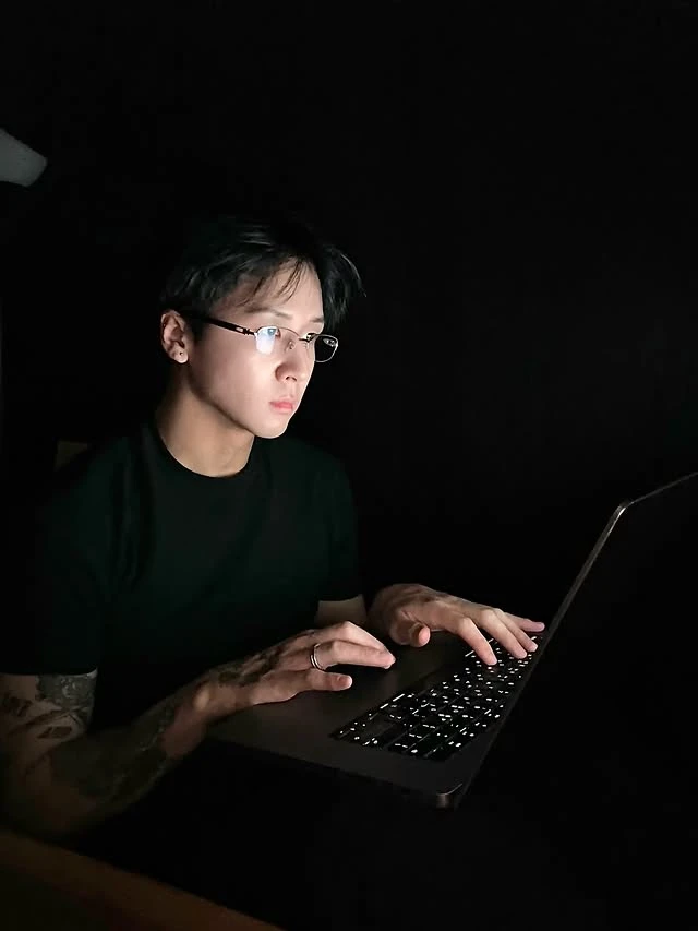 Tình trạng hiện tại của nam ca sĩ bị kết án tù vì trốn nghĩa vụ quân sự