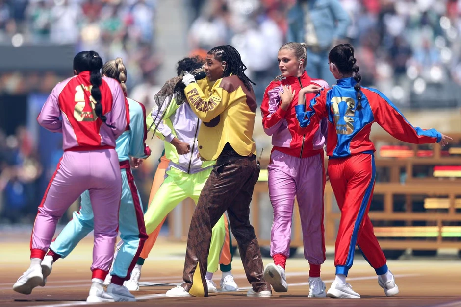 Tom Cruise và dàn sao hạng A hot nhất đổ bộ chung kết World Cup Tom Cruise và dàn sao hạng A hot nhất đổ bộ chung kết World Cup
