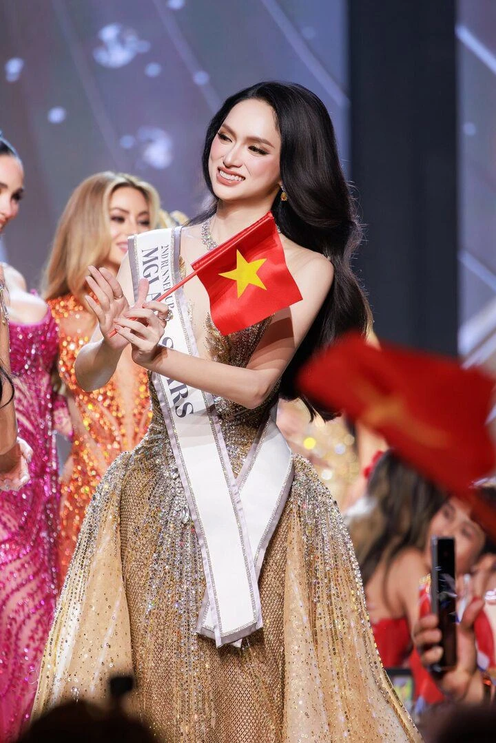 Top 4 Vietnam Idol 2012: Người đăng quang quốc tế, người về quê kín tiếng