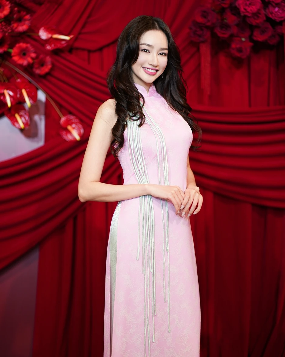 Trương Tri Trúc Diễm nhận thư mời casting từ Victoria's Secret Trương Tri Trúc Diễm nhận thư mời casting từ Victoria's Secret