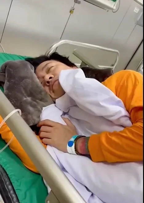 Tuấn Hưng có dấu hiệu tự kỷ, trầm cảm nhẹ