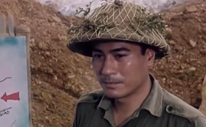 Từng đóng cặp hàng trăm mỹ nhân, tài tử nổi tiếng chọn cưới mối tình đầu