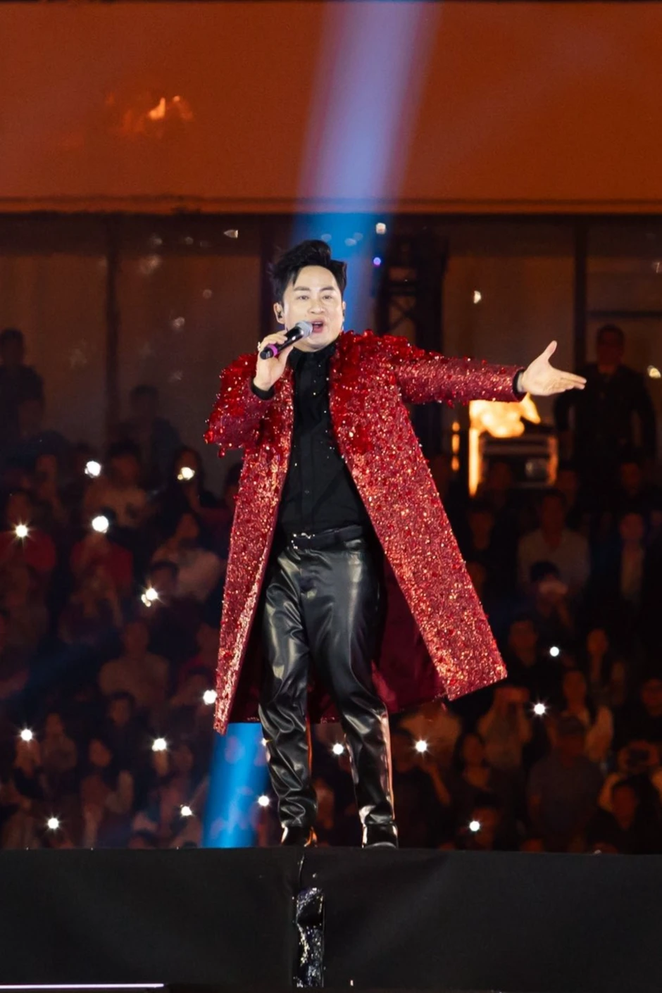 Tùng Dương chê AI