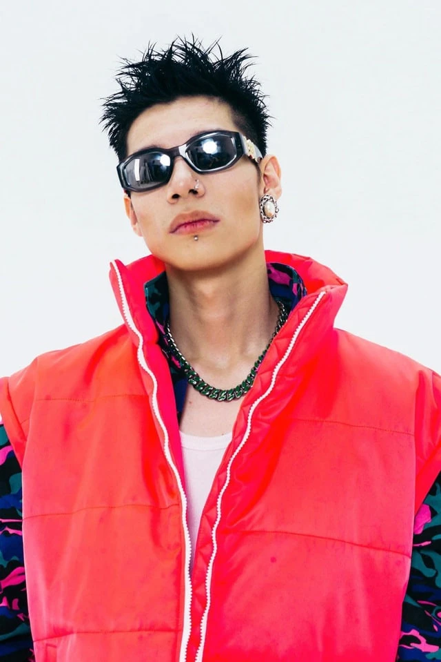 Tương tác bất ngờ giữa G-DRAGON và "anh Long Việt Nam", dân tình lại nhớ Vụ Nổ Lớn