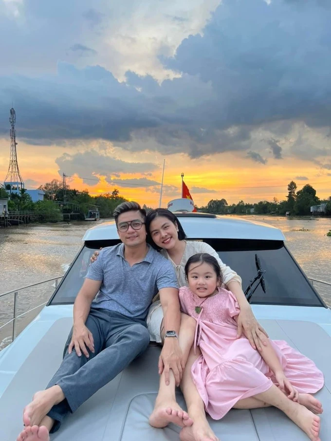 Vân Trang đầu tư hơn chục tỷ đồng xây vườn sinh thái 50.000 m2