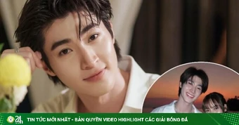 Vẻ ngoài nam thần của chàng trai như hình với bóng với Lisa