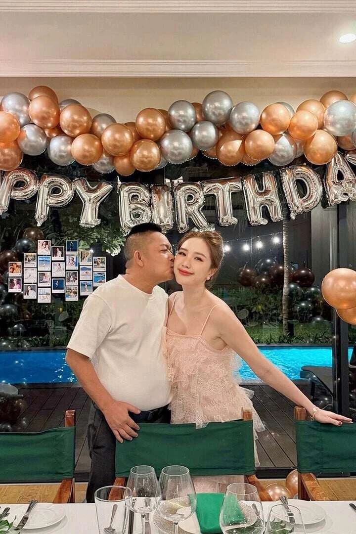 Vì sao Bảo Thy được gọi là Công chúa bong bóng suốt gần 20 năm? Vì sao Bảo Thy được gọi là Công chúa bong bóng suốt gần 20 năm?