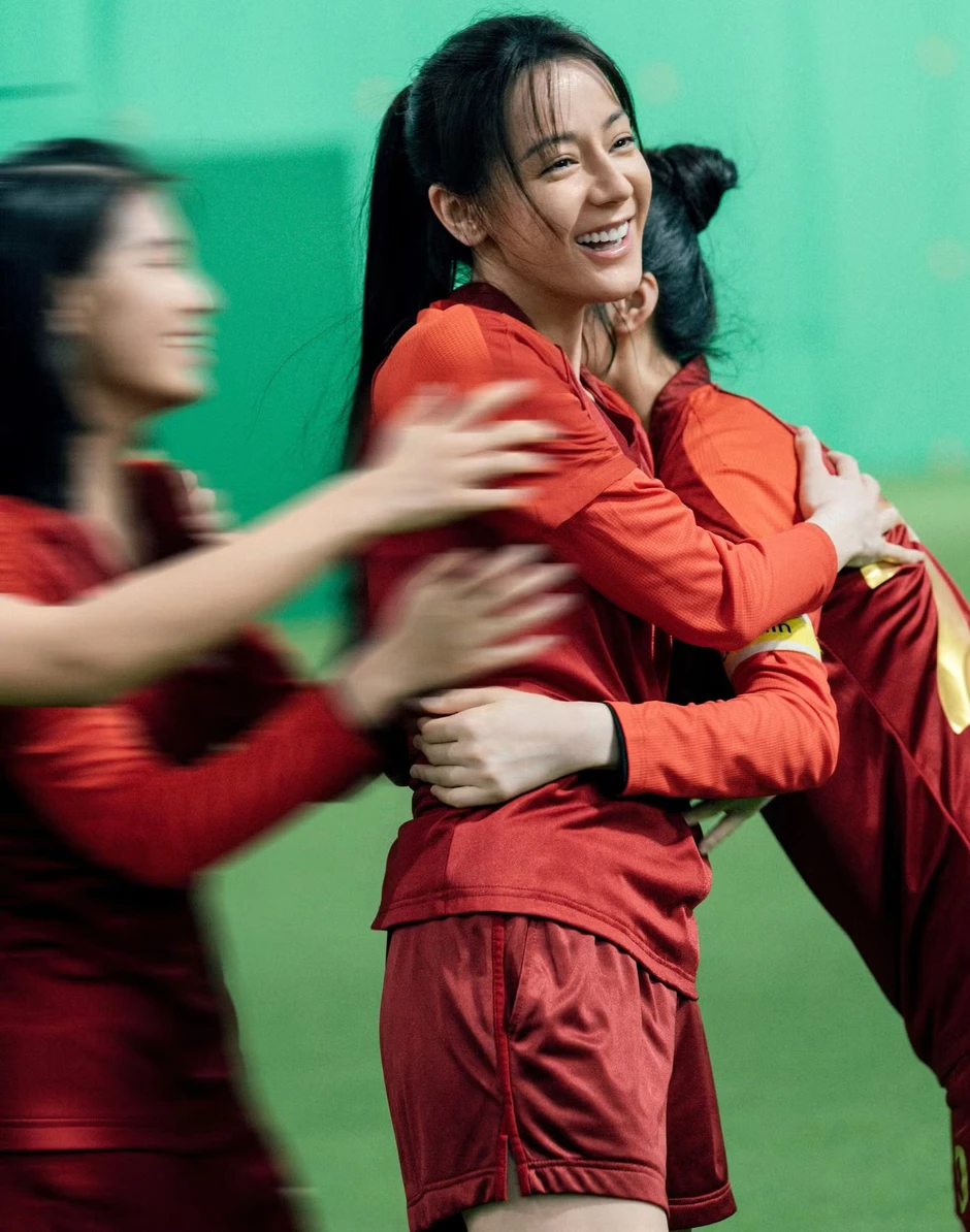 Vì sao Châu Tinh Trì đánh cược vào Địch Lệ Nhiệt Ba? Vì sao Châu Tinh Trì đánh cược vào Địch Lệ Nhiệt Ba?