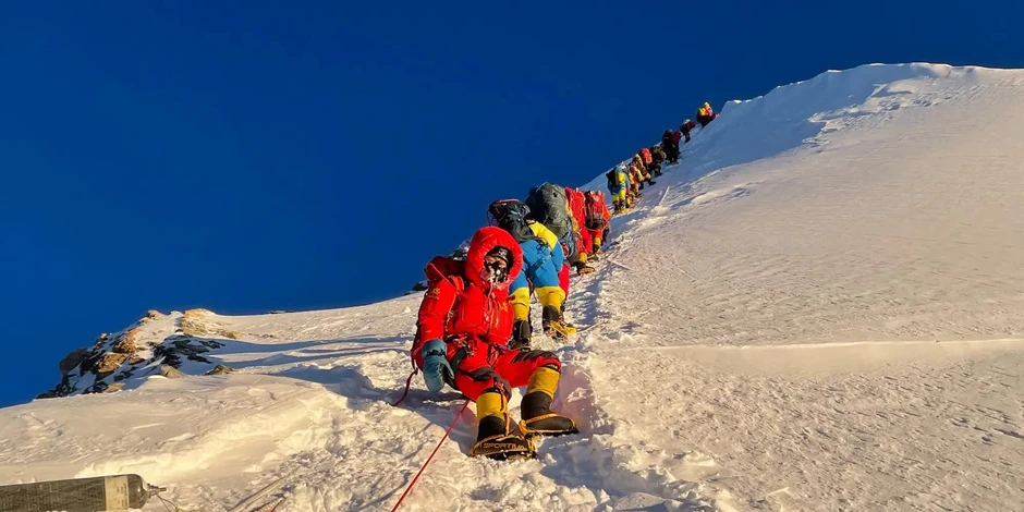 Vì sao những người thiệt mạng trên núi Everest sẽ phải nằm lại đó mãi mãi?