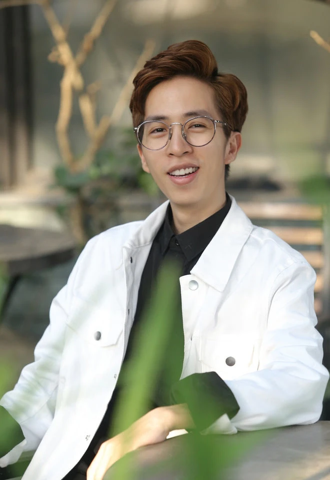 ViruSs mượn chuyện Sơn Tùng xác định mối quan hệ với mỹ nhân 2k3 thi Hoa hậu: Một người xinh đẹp dễ thương tôi quen