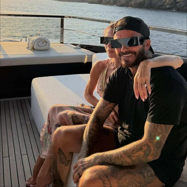 Vợ chồng David Beckham về nơi hẹn hò 29 năm trước