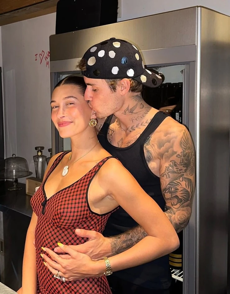 Vợ chồng Justin Bieber tậu căn hộ 12 triệu USD ở Manhattan