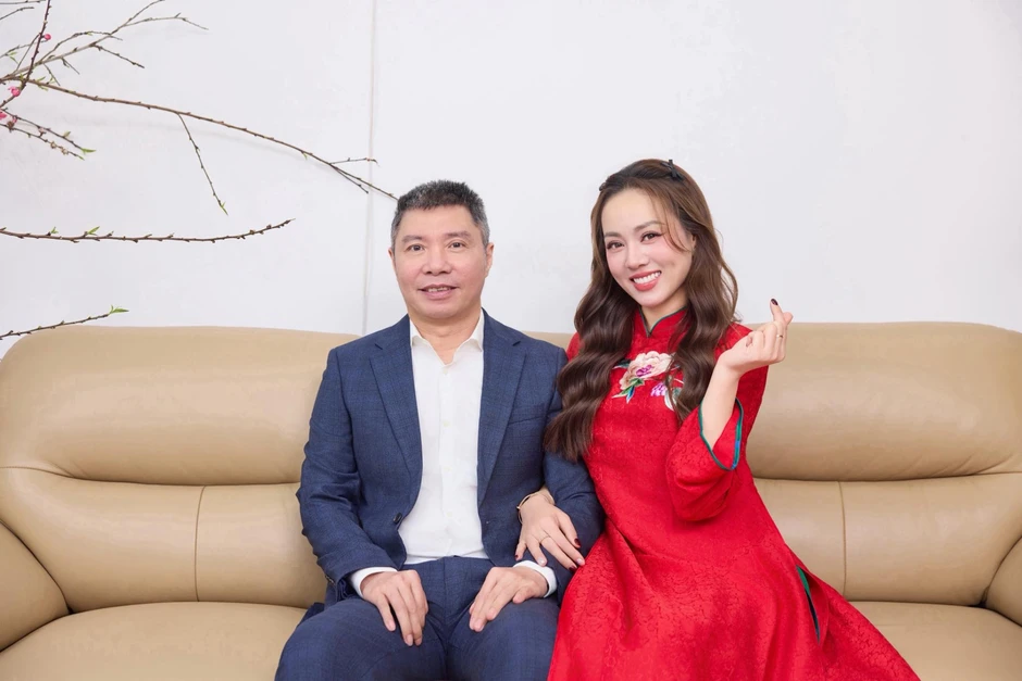Vợ NS Công Lý bức xúc: "Tôi có chồng hợp pháp, không phải kiểu phụ nữ lẳng lơ"